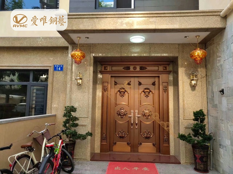 愛(ài)唯銅門