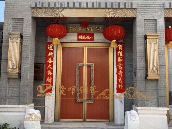 如何區(qū)分市場(chǎng)上的真銅門(mén)和仿銅門(mén)？