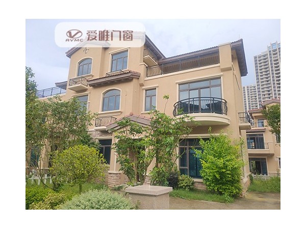 廉江鋁合金門(mén)窗工程案例-愛(ài)唯門(mén)窗廠家直銷