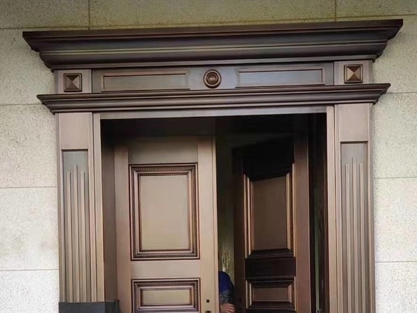 廣東佛山愛(ài)唯銅藝銅門廠家——簡(jiǎn)約風(fēng)格別墅銅門